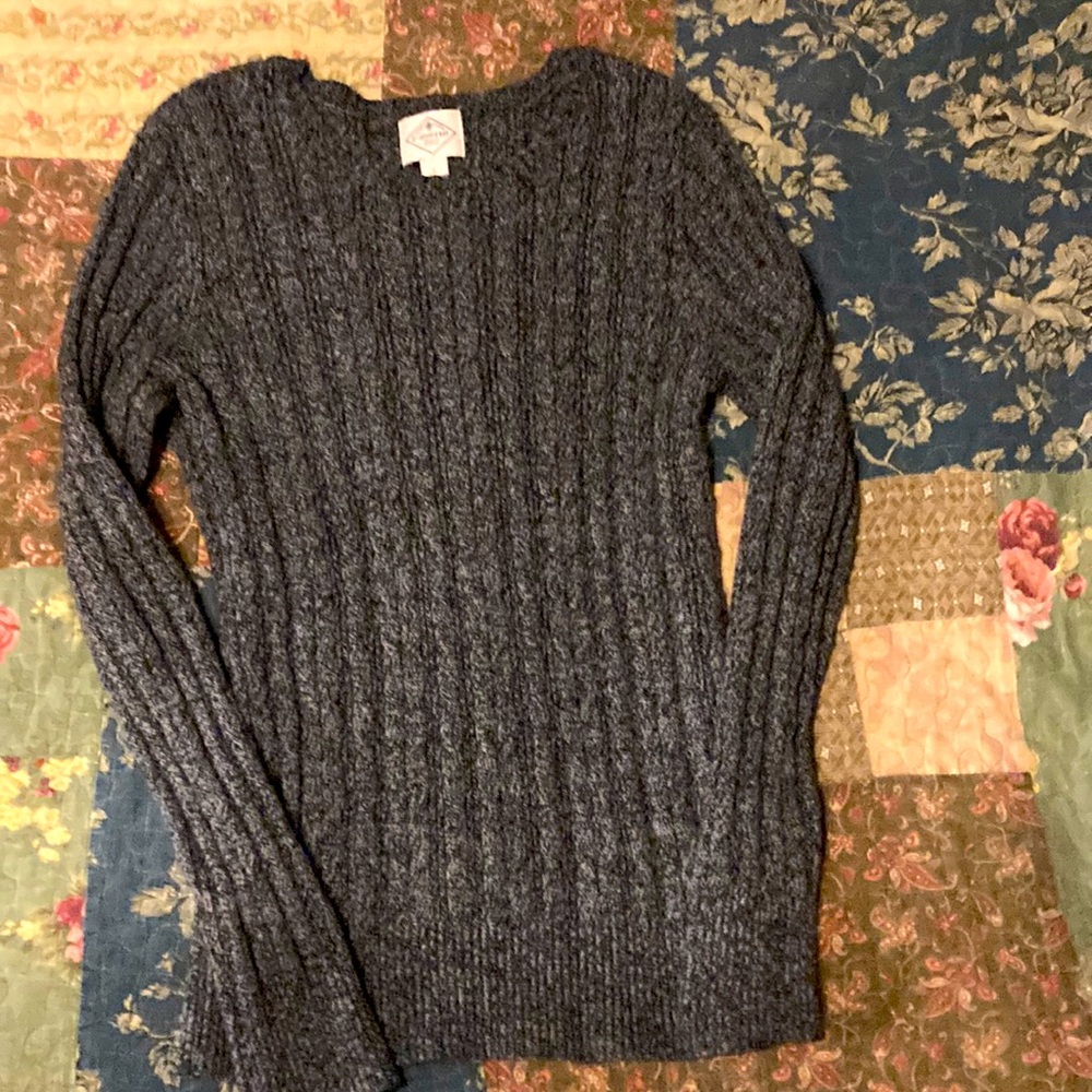 St.John’s Bay womens sweater size L new w/o tag